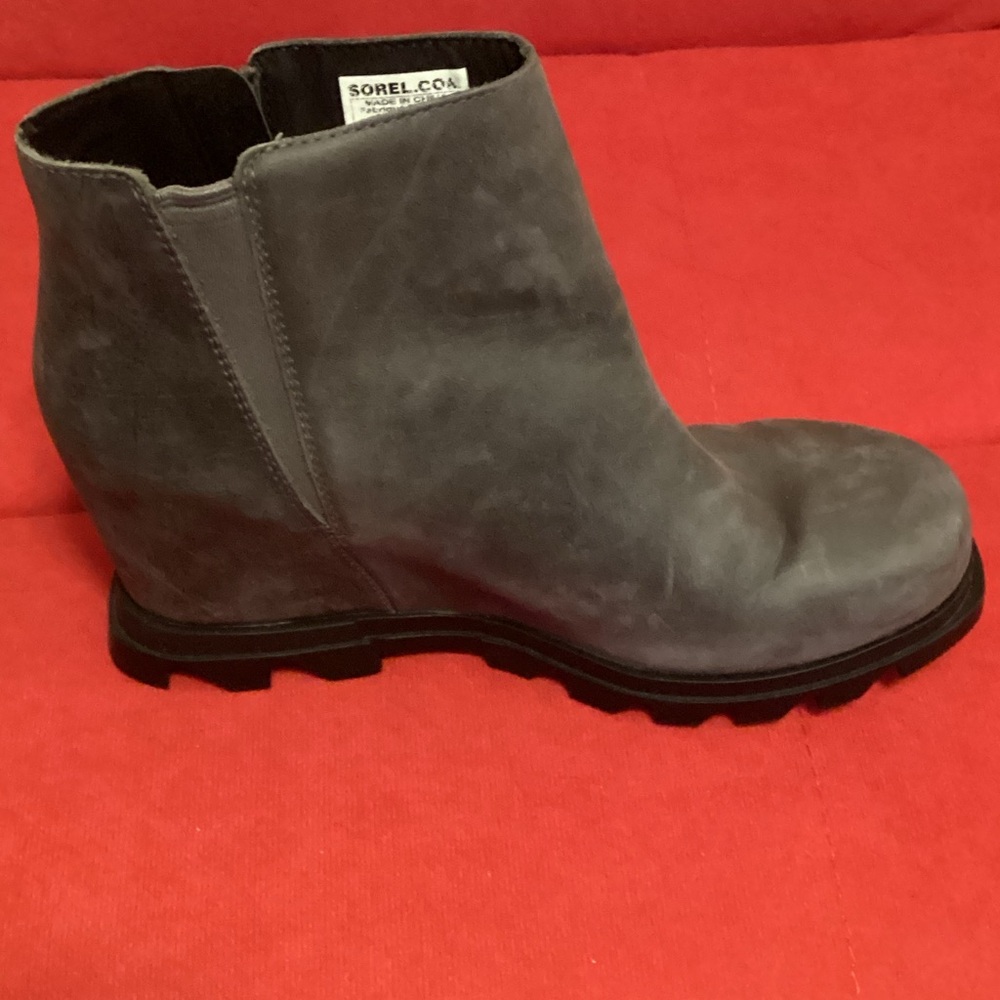 Sorel Women's Charcoal Joan of Artic Ankle Booties